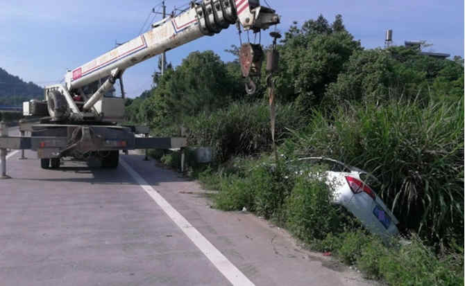 思明区重载吊车救援 思明区重载吊车救援